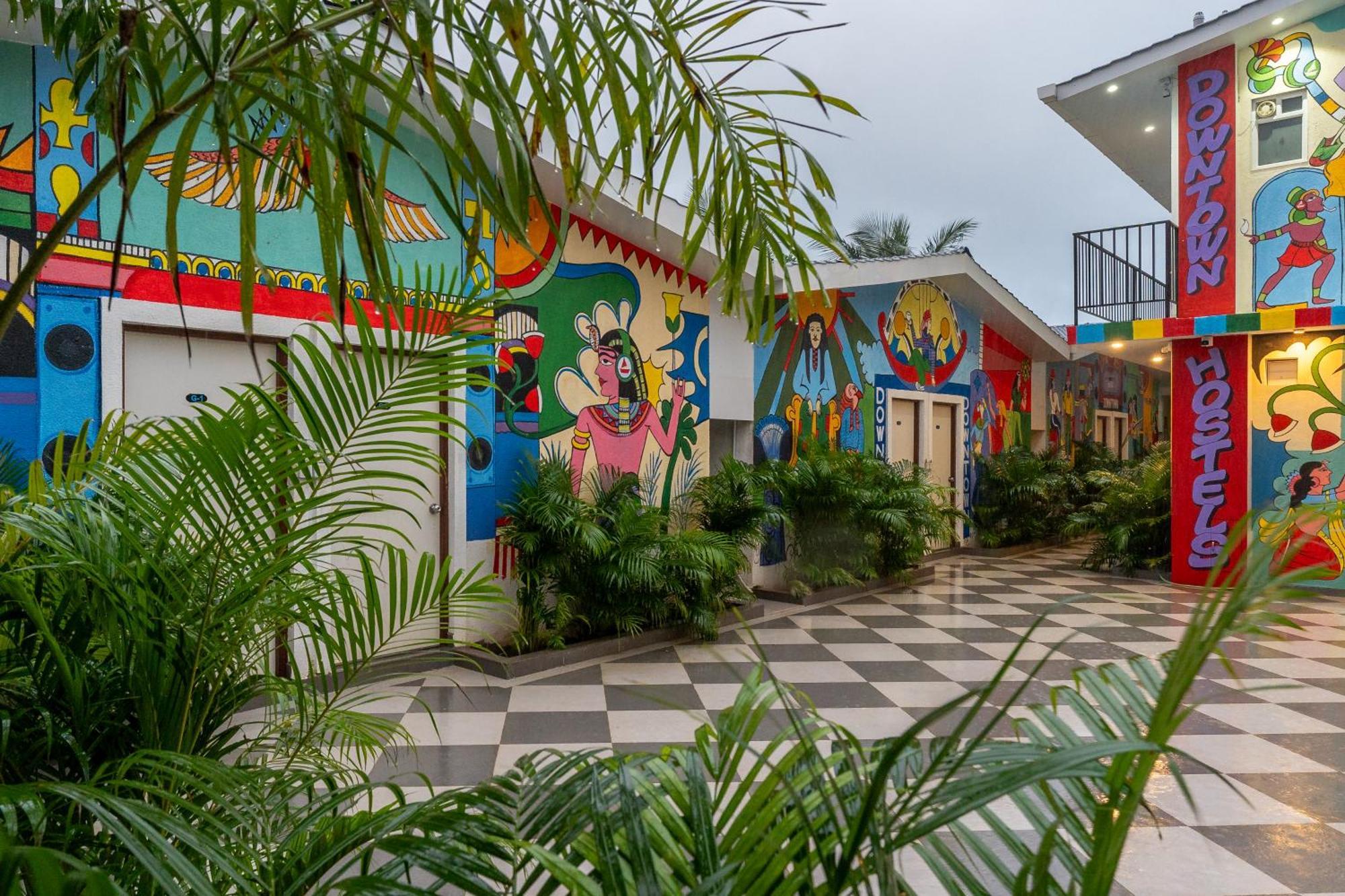 Downtown Arambol - The River Side Hostel Exterior photo